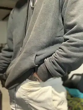 Snapshot of 27powercm chatting on 01.06.26 27powercm online show from 01.06.26