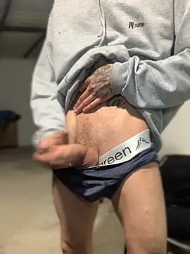 Snapshot of 27powercm chatting on 02.03.26 27powercm online show from 02.03.26