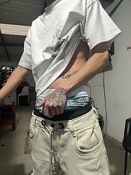 Snapshot of 27powercm chatting on 03.11.26 27powercm online show from 03.11.26