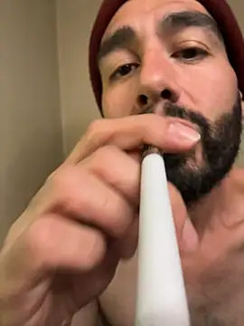 Snapshot of indosmoke chatting on 12.28.24 indosmoke online show from 12.28.24