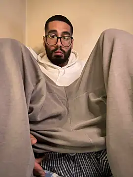 Snapshot of indosmoke chatting on 01.01.25 indosmoke online show from 01.01.25