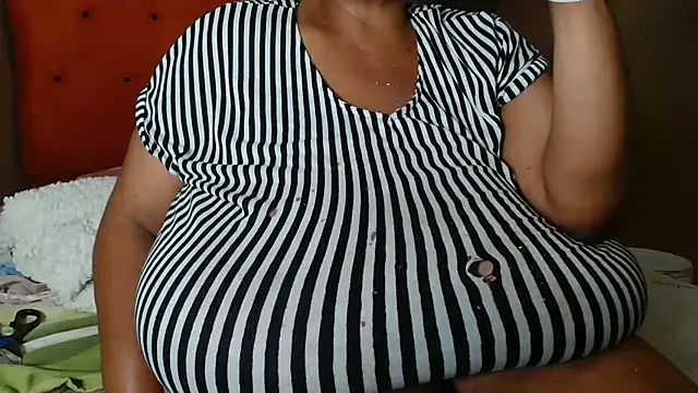 tinagiant online show from 03.19.26