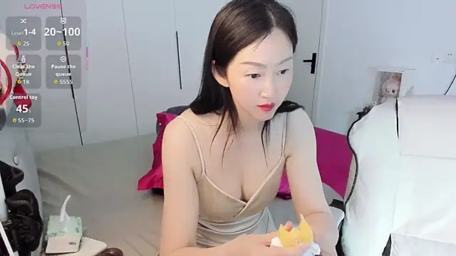 Snapshot of paopao-a chatting on 04.24.26 paopao-a online show from 04.24.26