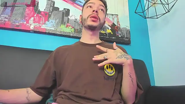 Snapshot of noah_ricci chatting on 12.23.24 noah ricci online show from 12.23.24