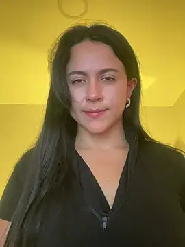 CoralineKam1 online show from 02.23.25