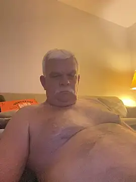 Snapshot of Silver1959 chatting on 05.18.26 Silver1959 online show from 05.18.26