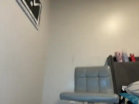 Snapshot of Naomiruty chatting on 03.22.25 Naomiruty online show from 03.22.25