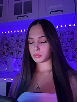 Snapshot of EricaWalls chatting on 12.14.24 EricaWalls online show from 12.14.24