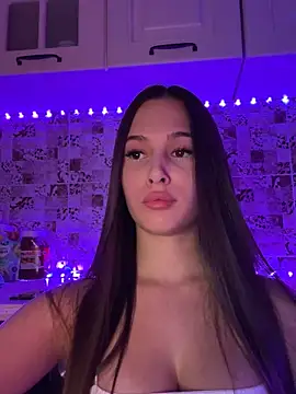 Snapshot of EricaWalls chatting on 01.17.25 EricaWalls online show from 01.17.25