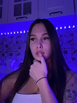 Snapshot of EricaWalls chatting on 01.23.25 EricaWalls online show from 01.23.25