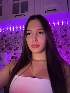 Snapshot of EricaWalls chatting on 02.06.25 EricaWalls online show from 02.06.25