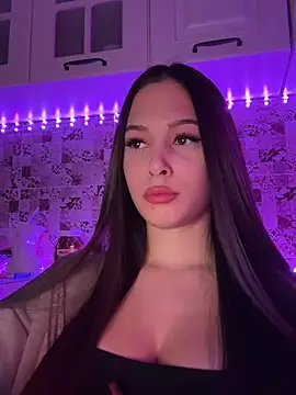 Snapshot of EricaWalls chatting on 02.07.25 EricaWalls online show from 02.07.25