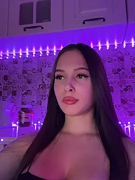 Snapshot of EricaWalls chatting on 02.08.25 EricaWalls online show from 02.08.25