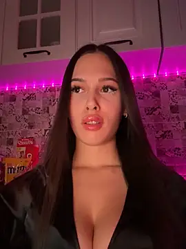 Snapshot of EricaWalls chatting on 03.05.25 EricaWalls online show from 03.05.25