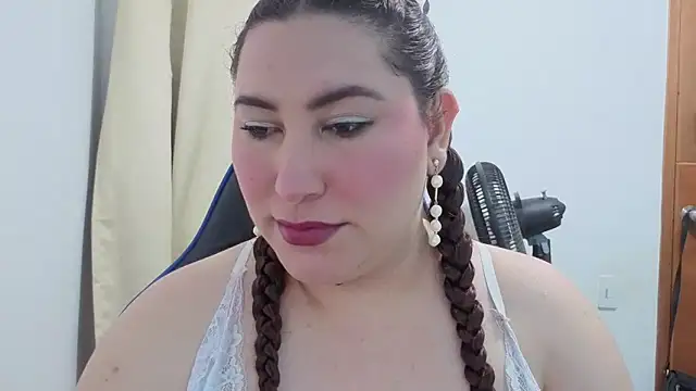 Snapshot of catalina_boobs chatting on 04.30.26 catalina boobs online show from 04.30.26