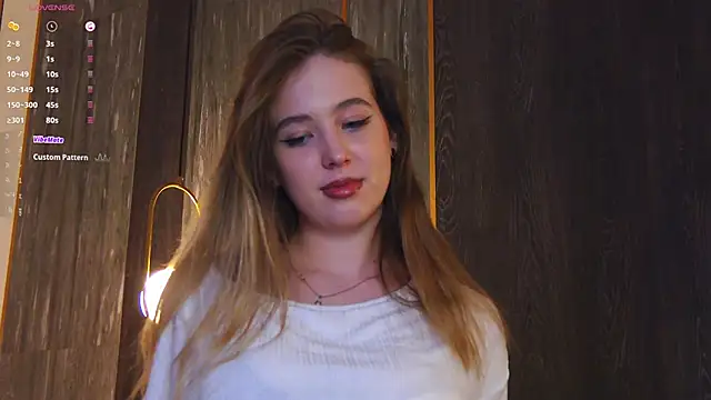 LoraineLuff online show from 02.09.25