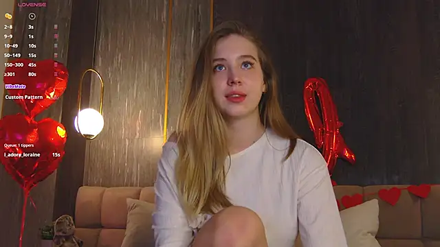 LoraineLuff online show from 02.21.25