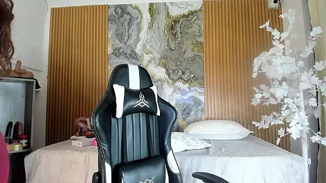 Danna topless online show from 01.17.26