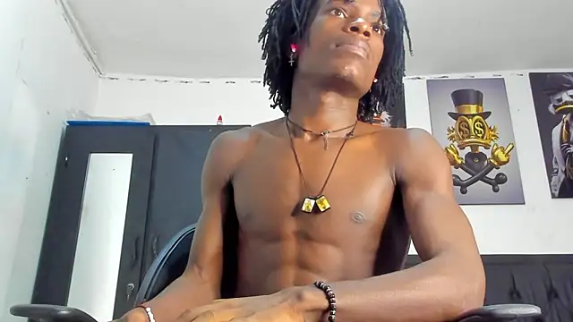 Snapshot of darwinjhonson chatting on 03.19.25 darwinjhonson online show from 03.19.25