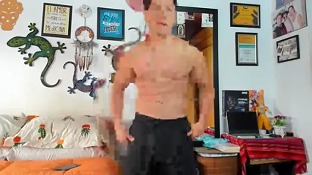 Snapshot of julian_wallace chatting on 02.16.26 julian wallace online show from 02.16.26