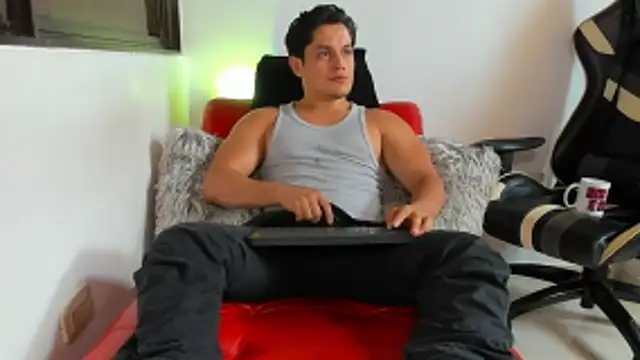 julian wallace online show from 04.15.26