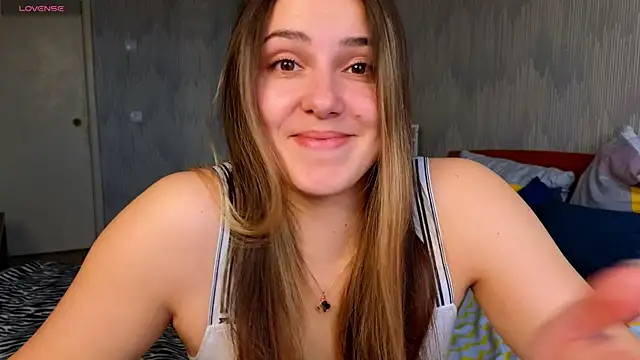 sophia euphoriaa online show from 04.28.26