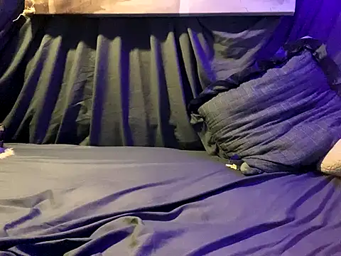 Snapshot of BigMac1596 chatting on 09.10.25 BigMac1596 online show from 09.10.25