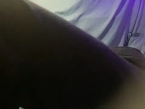 Snapshot of BigMac1596 chatting on 10.12.25 BigMac1596 online show from 10.12.25