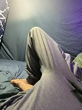 Snapshot of BigMac1596 chatting on 11.29.25 BigMac1596 online show from 11.29.25