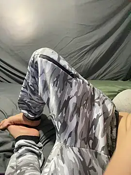 Snapshot of BigMac1596 chatting on 12.16.25 BigMac1596 online show from 12.16.25