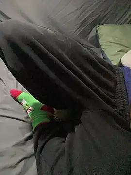 Snapshot of BigMac1596 chatting on 12.17.25 BigMac1596 online show from 12.17.25