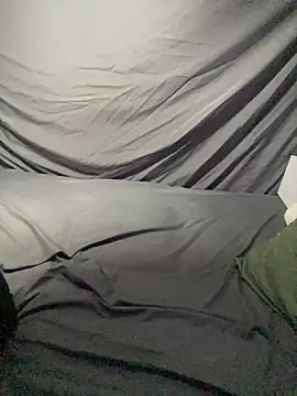 Snapshot of BigMac1596 chatting on 12.21.25 BigMac1596 online show from 12.21.25