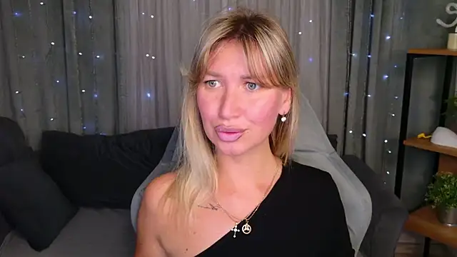MilaBott online show from 07.22.26