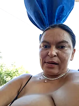 Horny-Mommy-Dirty online show from 03.20.26