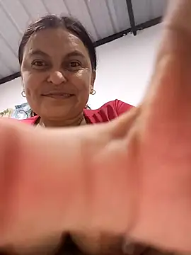 Snapshot of Horny-Mommy-Dirty chatting on 04.29.26 Horny-Mommy-Dirty online show from 04.29.26