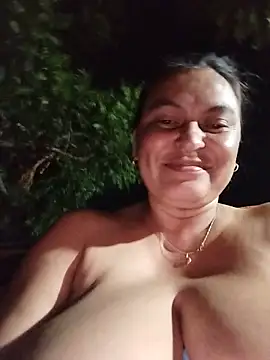 Snapshot of Horny-Mommy-Dirty chatting on 06.21.26 Horny-Mommy-Dirty online show from 06.21.26