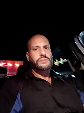 Snapshot of mobydick42085 chatting on 10.27.25 mobydick42085 online show from 10.27.25