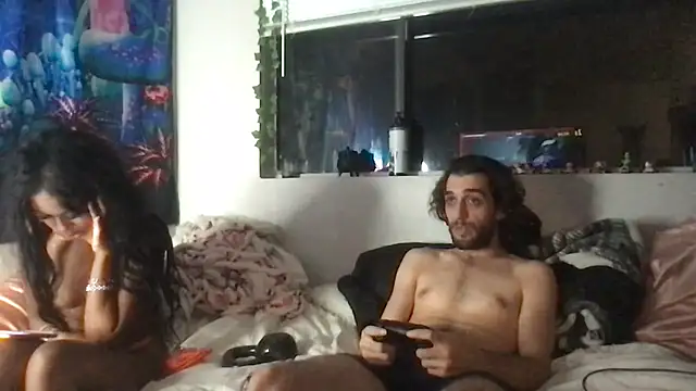 Snapshot of BLAKEJEWELS chatting on 12.20.24 BLAKEJEWELS online show from 12.20.24