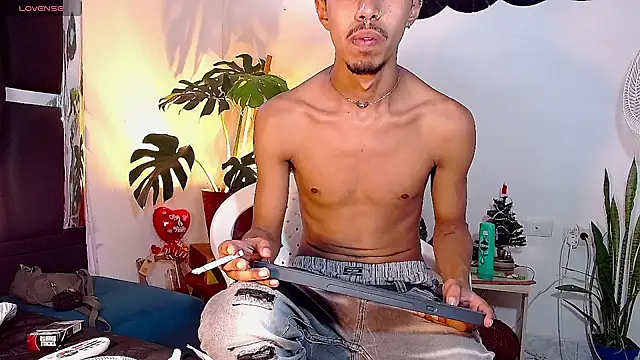 RyanRizzo online show from 12.16.24