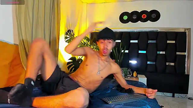 RyanRizzo online show from 02.22.25