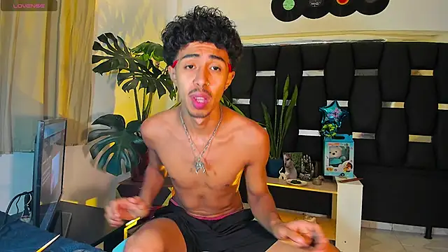 RyanRizzo online show from 02.28.25