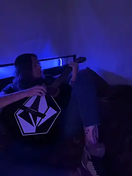 SummerV91 online show from 03.05.26