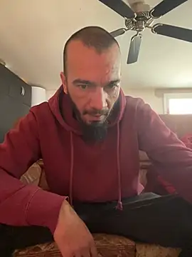 Snapshot of donnuozfutura chatting on 12.16.24 donnuozfutura online show from 12.16.24