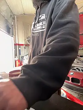 Snapshot of donnuozfutura chatting on 02.20.25 donnuozfutura online show from 02.20.25