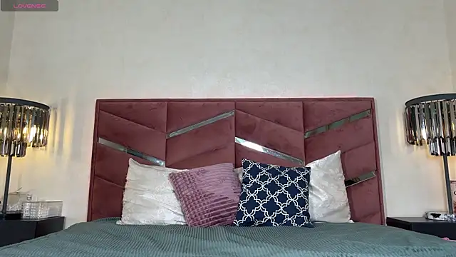 Snapshot of dollfromvenus chatting on 09.27.25 dollfromvenus online show from 09.27.25