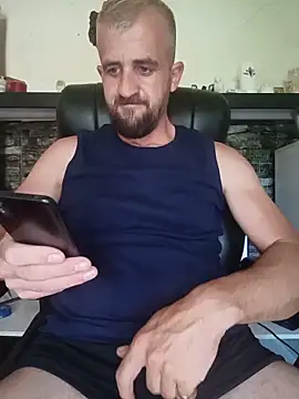 Snapshot of GrofLicno chatting on 05.27.26 GrofLicno online show from 05.27.26