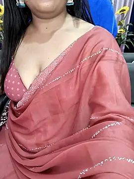 Snapshot of Cute-Raashii chatting on 03.08.26 Cute-Raashii online show from 03.08.26
