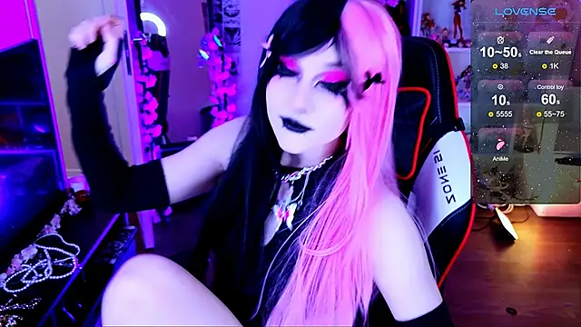 Snapshot of Aki__Ra chatting on 03.15.26 Aki Ra online show from 03.15.26