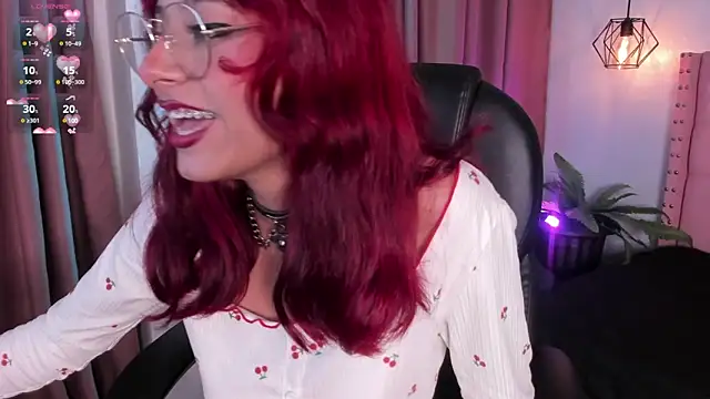 Snapshot of cloe__palmer chatting on 03.01.25 cloe palmer online show from 03.01.25