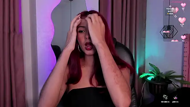 Snapshot of cloe__palmer chatting on 03.08.25 cloe palmer online show from 03.08.25